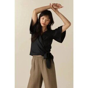 VETTA The Flutter Sleeve Wrap Top Black sz S Women's